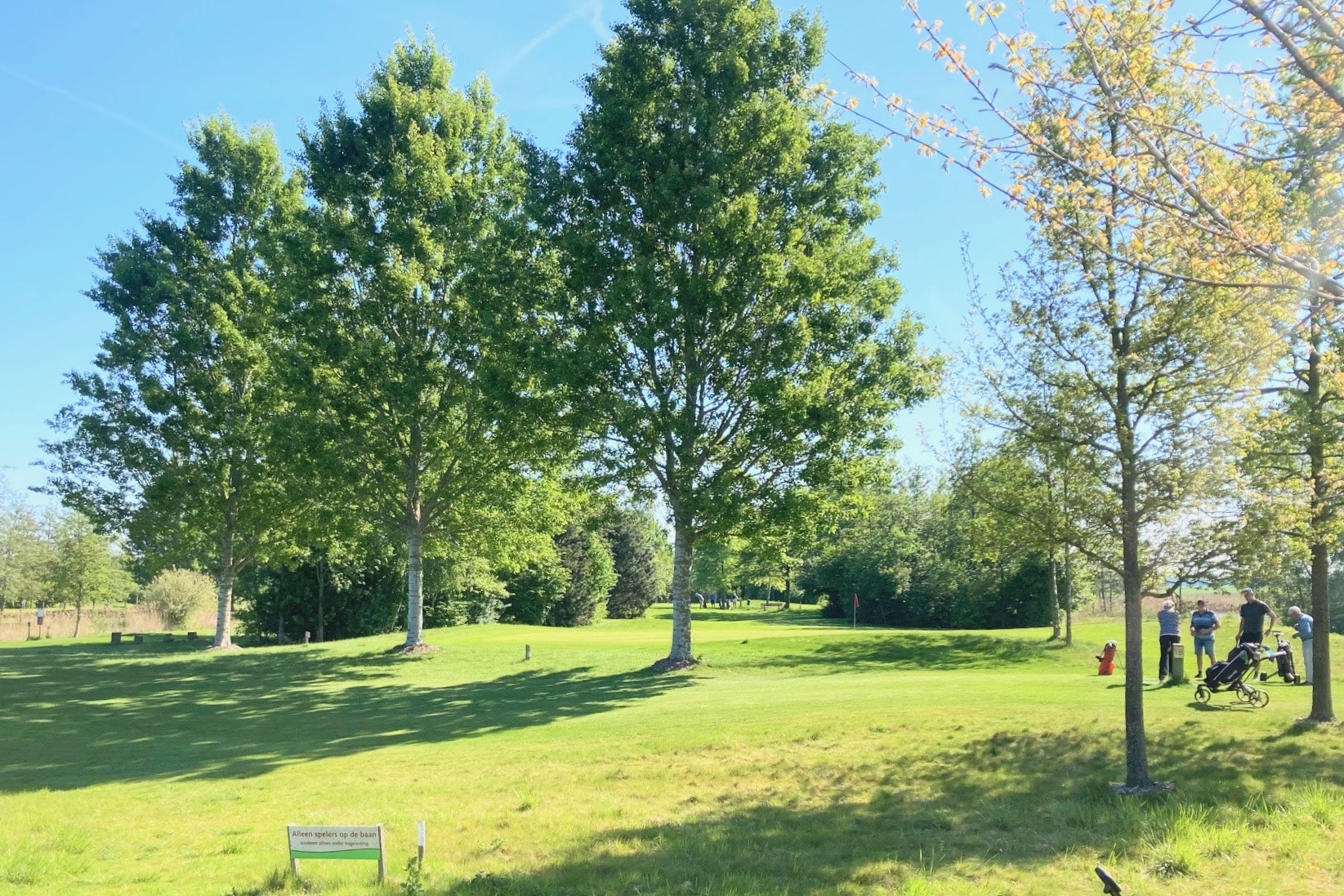 Senioren maken uitstapje naar shortgolfbaan in Swifterbant