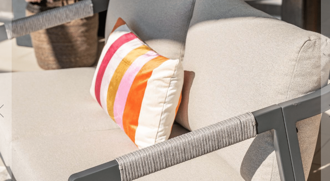 Sponsoren pakken uit met verloting van loungeset bij Mixed Friday